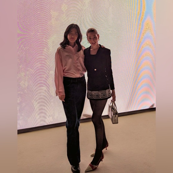 Bundle of three long sleeve bodysuits size medium beige black and white - Picture 10 of 12